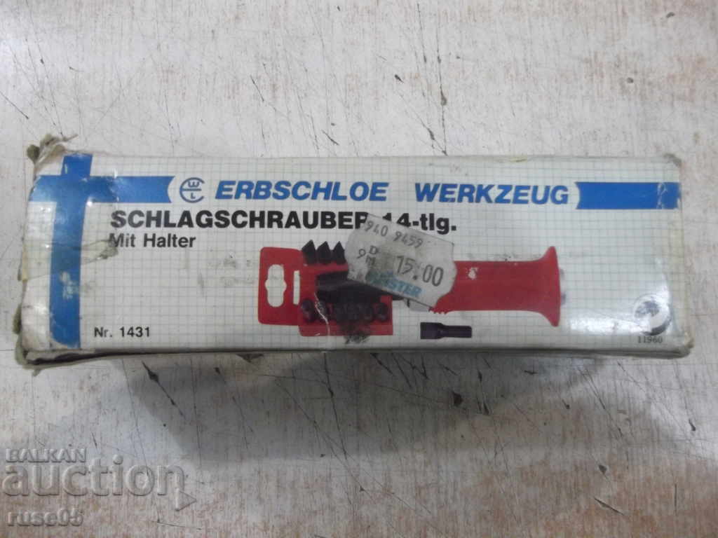 Impact screwdriver with 13 bits working - 6 Impact screwdriver with 13 bits working - 6