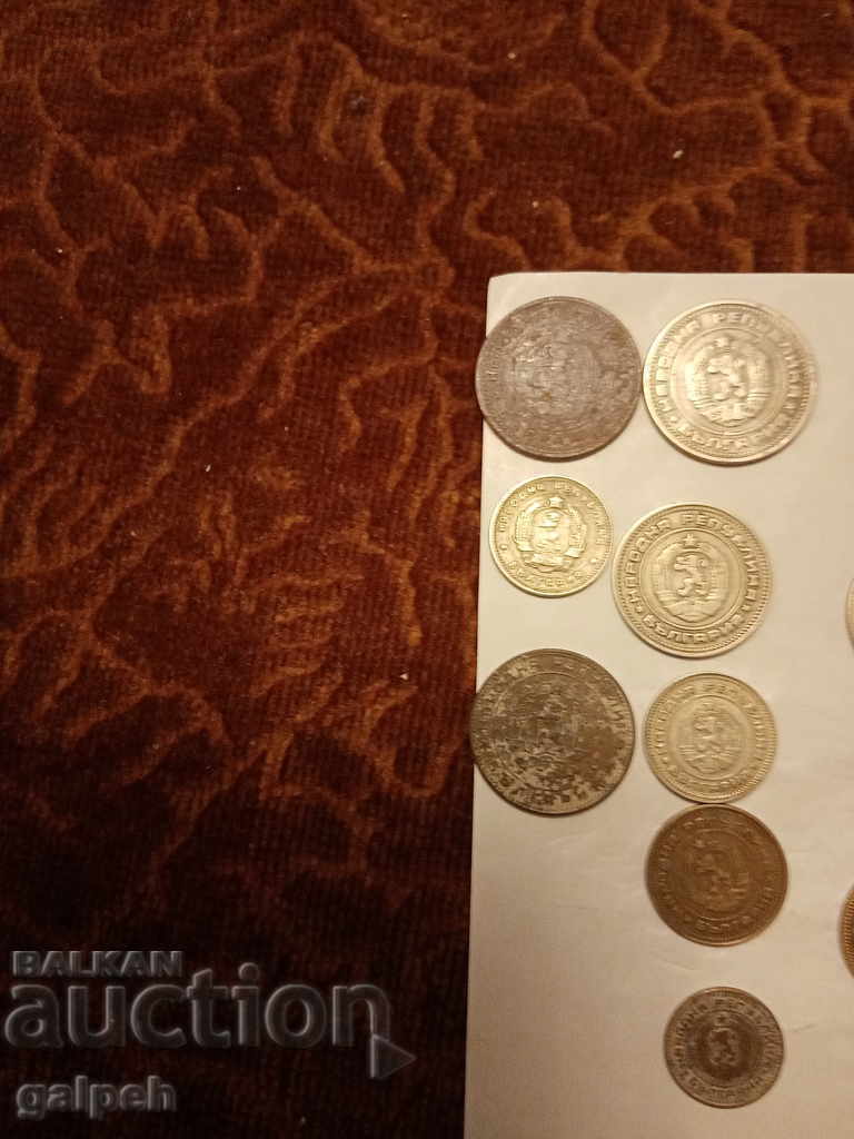 BULGARIA - MIXED LOT - 1962, 74, 88, 89, 90 years - 17 pieces - BGN 3.5 - 5 BULGARIA - MIXED LOT - 1962, 74, 88, 89, 90 years - 17 pieces - BGN 3.5 - 5