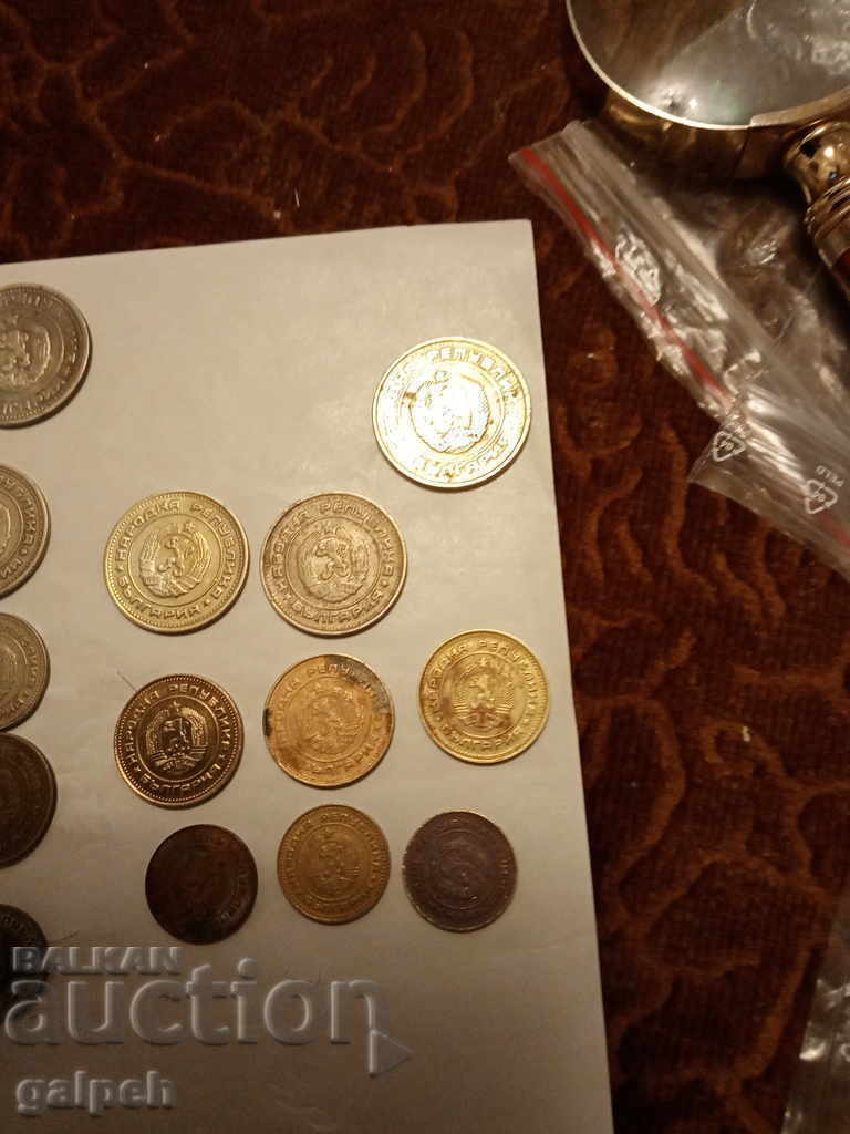 BULGARIA - MIXED LOT - 1962, 74, 88, 89, 90 years - 17 pieces - BGN 3.5 - 6 BULGARIA - MIXED LOT - 1962, 74, 88, 89, 90 years - 17 pieces - BGN 3.5 - 6