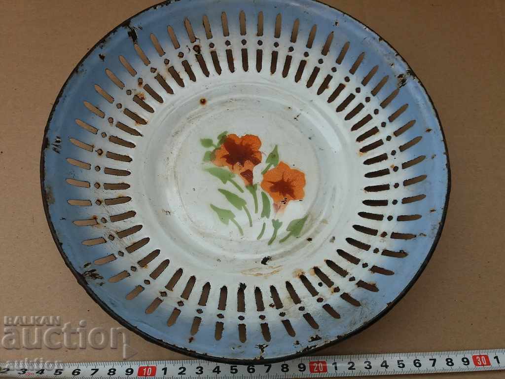 ENAMELED SOC. MARKED TRAY with price 4.49 BGN | € 2.30 ENAMELED SOC. MARKED TRAY with price 4.49 BGN | € 2.30