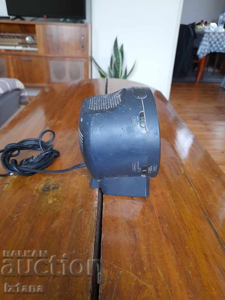 Radio, radio clock AIWA with price 20.00 BGN | € 10.23 Radio, radio clock AIWA with price 20.00 BGN | € 10.23