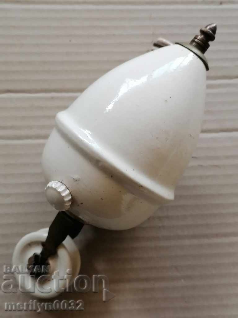 Heavy porcelain antique chandelier gas lamp candelabra with price 77.00 BGN | € 39.37 Heavy porcelain antique chandelier gas lamp candelabra with price 77.00 BGN | € 39.37