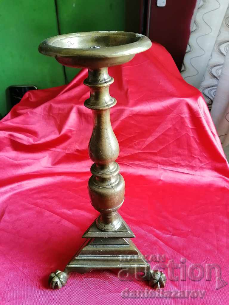 Παλιά μαζική εκκλησία χαλκού CANDLEHOLDER, παχύ κερί Παλιά μαζική εκκλησία χαλκού CANDLEHOLDER, παχύ κερί