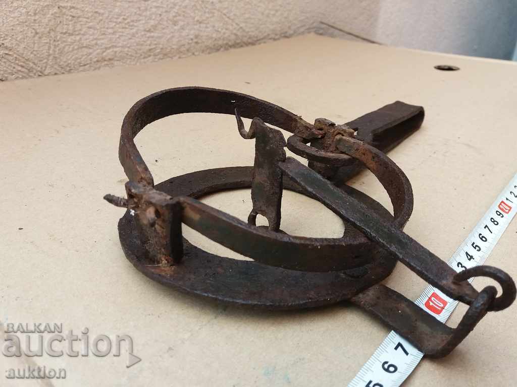 REVIVAL FORGED TRAP FOR ANIMALS - WORKING - 6 REVIVAL FORGED TRAP FOR ANIMALS - WORKING - 6