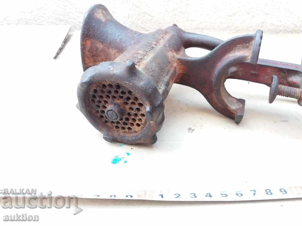 Auction GERMAN MEAT GRINDER, MILL, WORKING Auction GERMAN MEAT GRINDER, MILL, WORKING