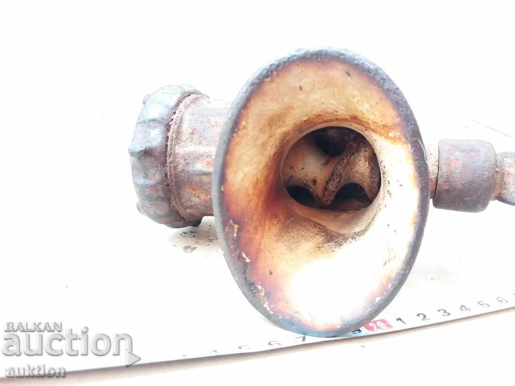 GERMAN MEAT GRINDER, MILL, WORKING - 5 GERMAN MEAT GRINDER, MILL, WORKING - 5