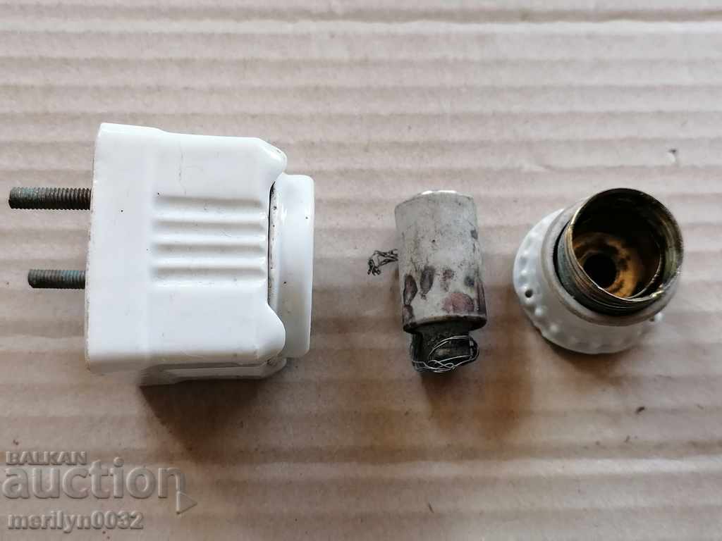 Socket with fuse fuse for lighting porcelain 1920 - 5 Socket with fuse fuse for lighting porcelain 1920 - 5