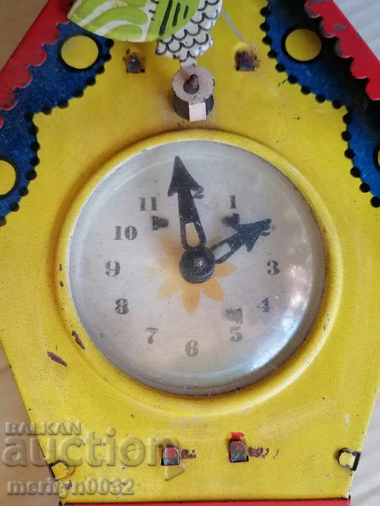 Children's tin toy clock winding with a key - 6