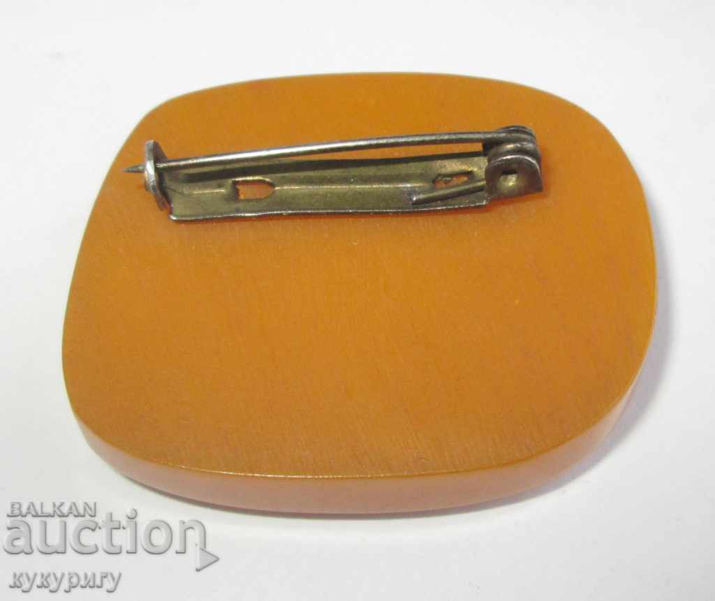 Стилна стара дамска брошка Арт Деко стар накит с цена 25.00 лв. | € 12.78 Стилна стара дамска брошка Арт Деко стар накит с цена 25.00 лв. | € 12.78