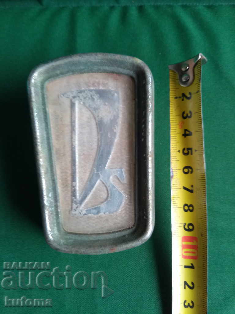 Emblema pentru Lada cu preț 9.99 BGN | € 5.11