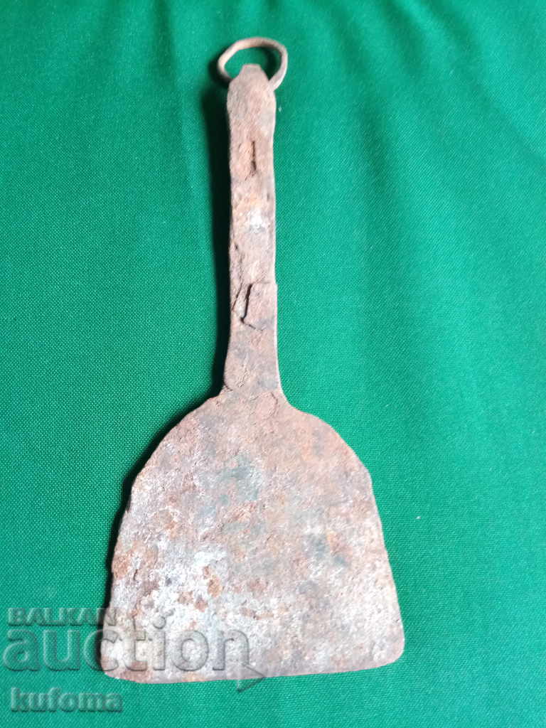 Old scraper scraper with price 9.99 BGN | € 5.11 Old scraper scraper with price 9.99 BGN | € 5.11
