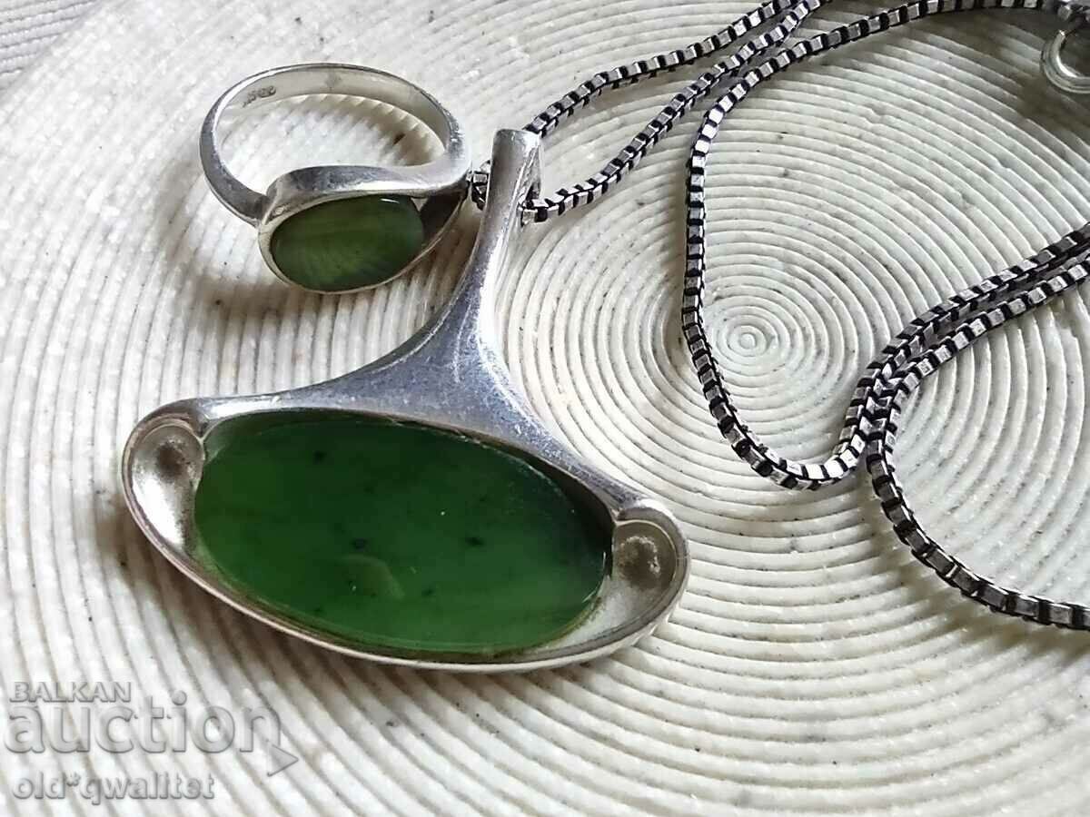 Silver NECKLACE and RING with Jade with price 197.00 BGN | € 100.72 Silver NECKLACE and RING with Jade with price 197.00 BGN | € 100.72