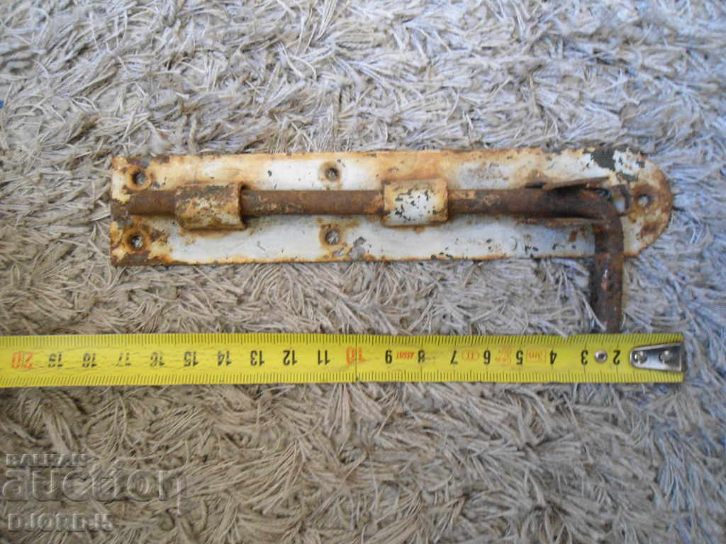 Delivery of An old lock, a latch Delivery of An old lock, a latch