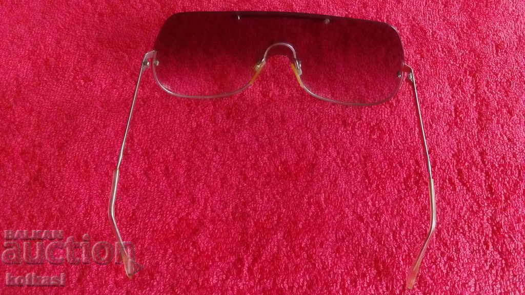 Доставка на Слънчеви очила MARTIN Доставка на Слънчеви очила MARTIN