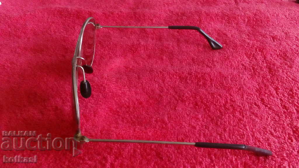 Аукцион Слънчеви очила метални огледални стъкла Италия Аукцион Слънчеви очила метални огледални стъкла Италия