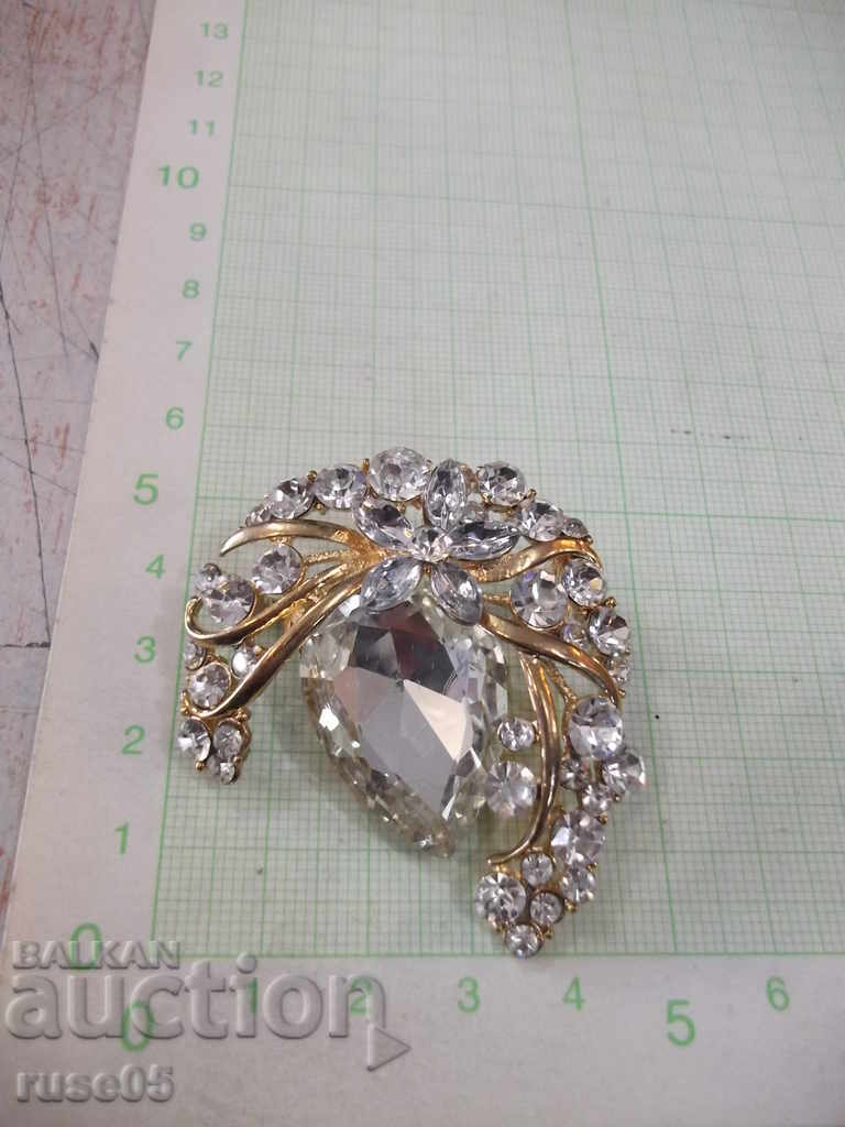 Delivery of Brooch - 6