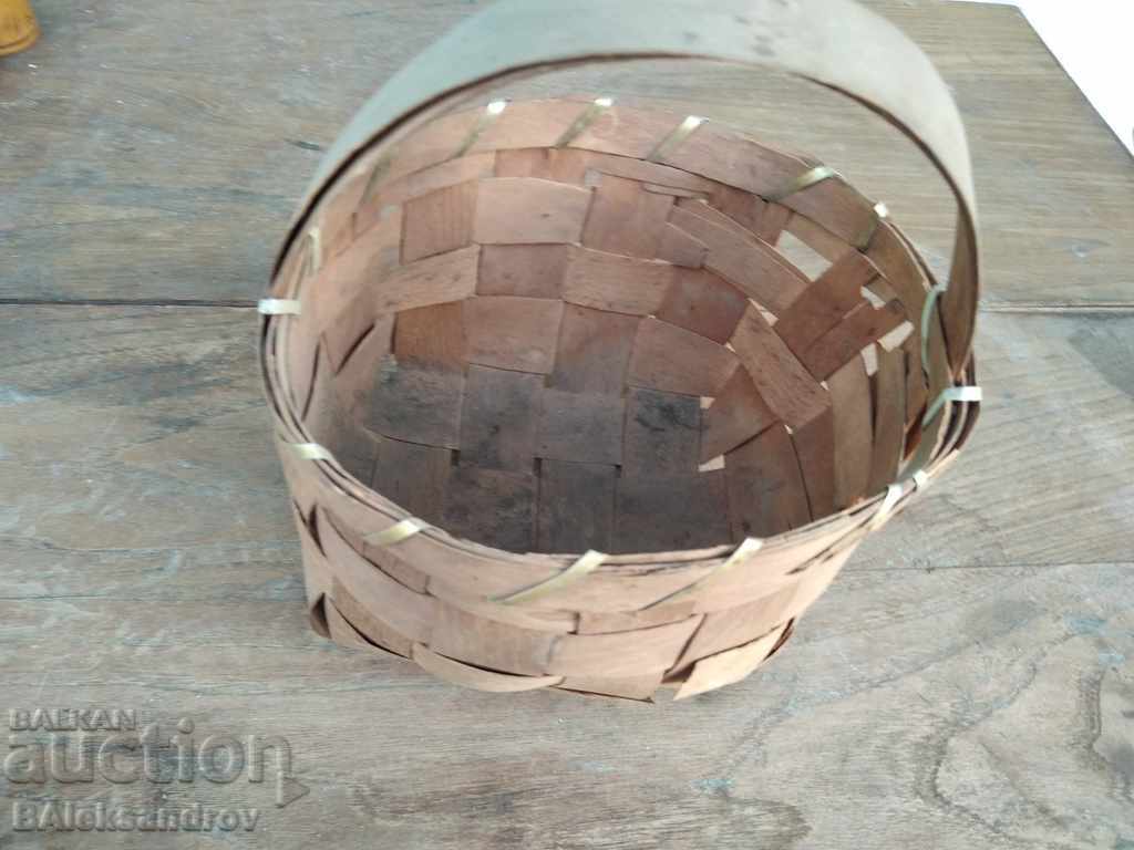 Delivery of A small basket