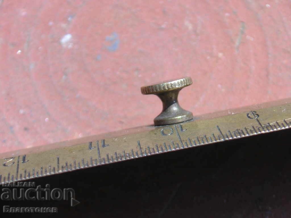 Livrarea Linie de bronz veche Livrarea Linie de bronz veche