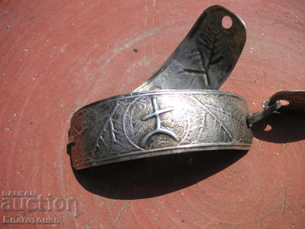 Delivery of Old bracelet Delivery of Old bracelet