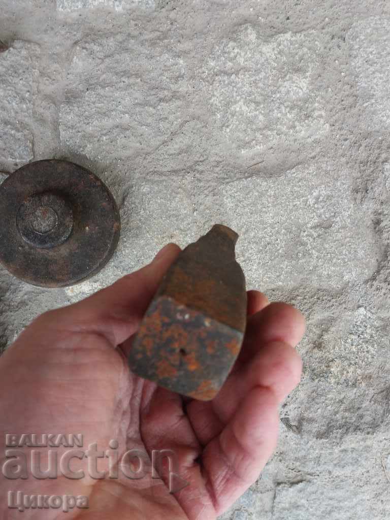 OLD HAMMER WITH ANCHOR - 5 OLD HAMMER WITH ANCHOR - 5