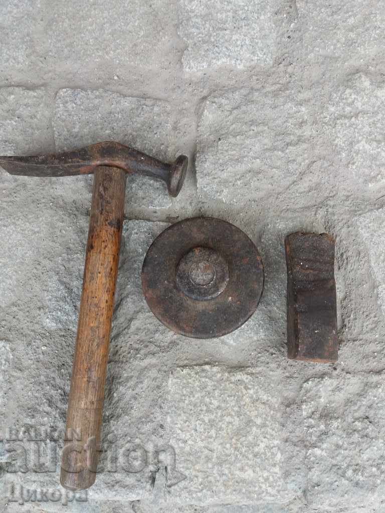 OLD HAMMER WITH ANCHOR