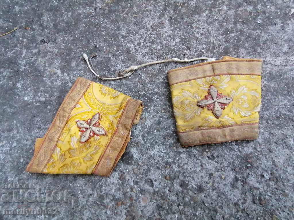 Priest's robes cuffs with tinsel cross orar - 6 Priest's robes cuffs with tinsel cross orar - 6