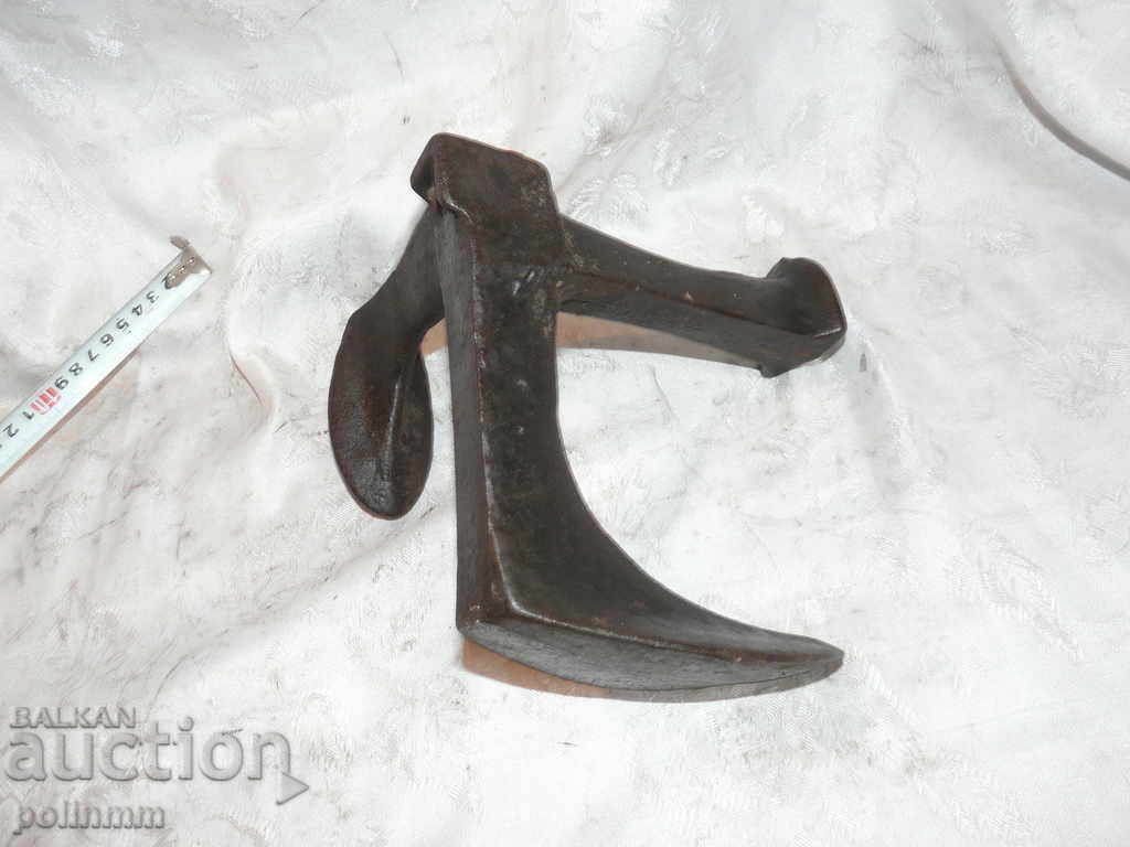 Old German shoemaker's anvil with price 35.00 BGN | € 17.90 Old German shoemaker's anvil with price 35.00 BGN | € 17.90