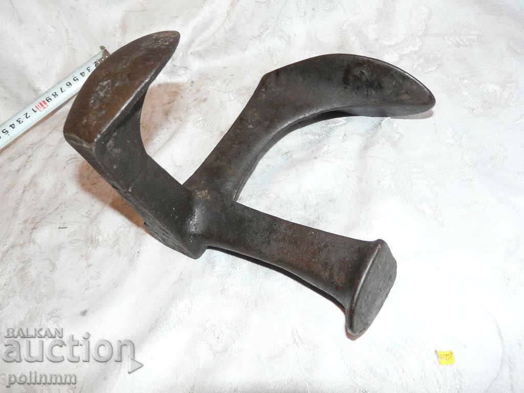 Auction Old German shoemaker's anvil Auction Old German shoemaker's anvil