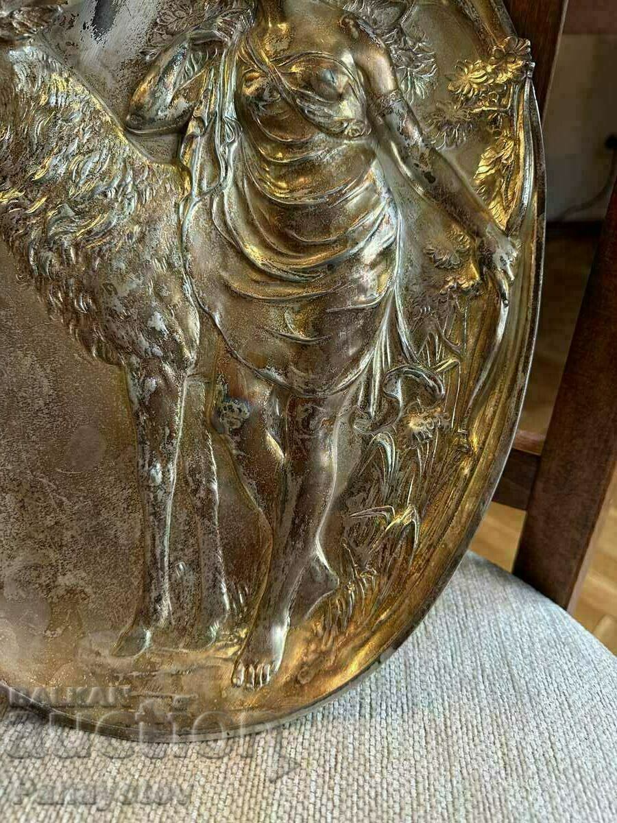 Livrarea PLĂUTA DECORATIVA FRANTA ARGINT DIANA AFRODIT VÂNĂTOARE CPRIVĂ