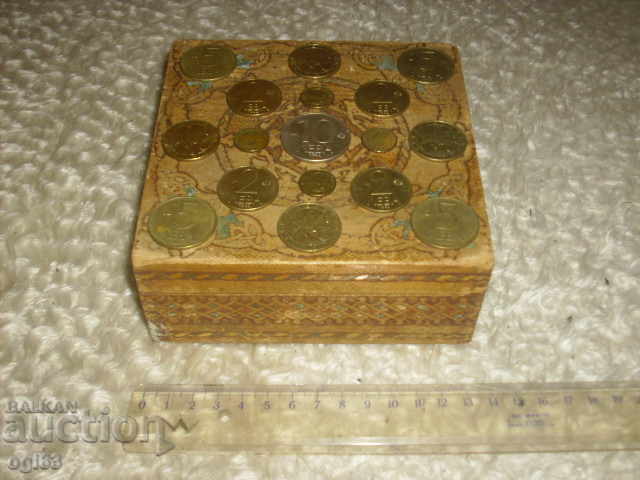 Пирографирана кутия с монети 2