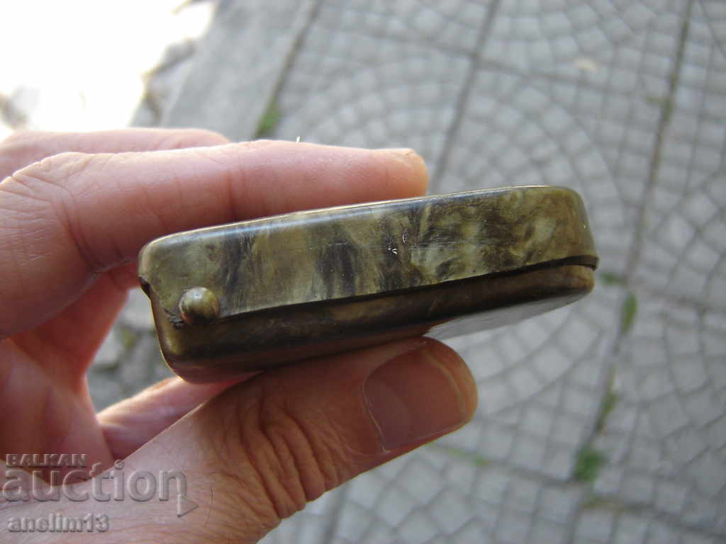 Livrarea CUTIE PENTRU CEAS DE BUZUNAR FULGER FULGER 15 pietre