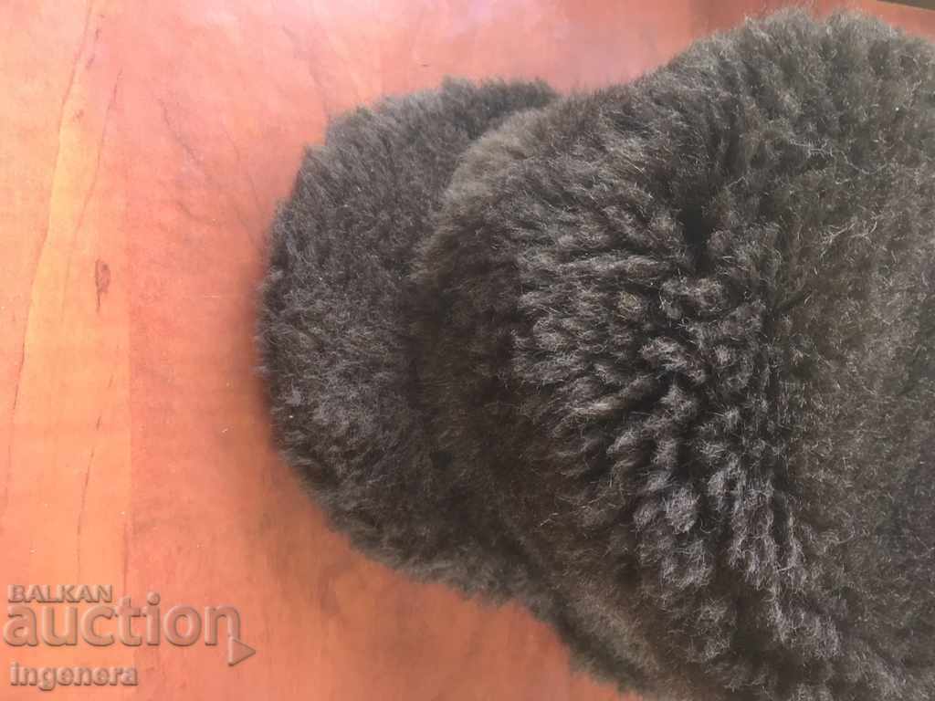 HAT HAT CASKET LAMB WOOL with price 18.00 BGN | € 9.20 HAT HAT CASKET LAMB WOOL with price 18.00 BGN | € 9.20