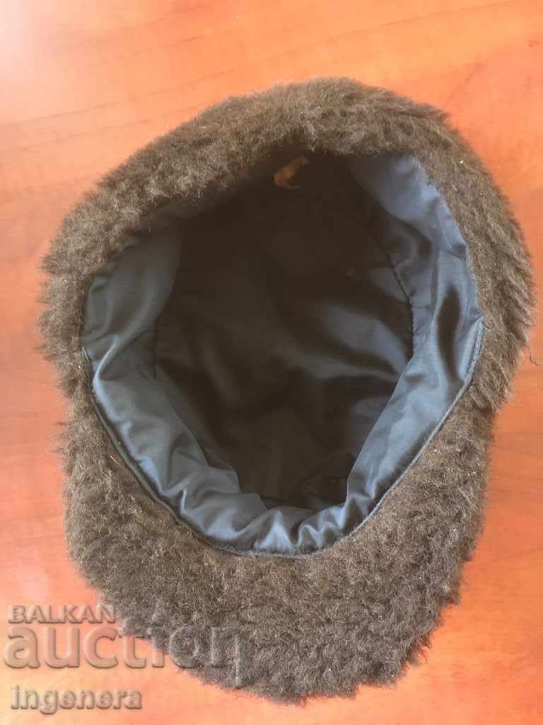 Доставка на КАЛПАК ШАПКА КАСКЕТ АГНЕШКА ВЪЛНА