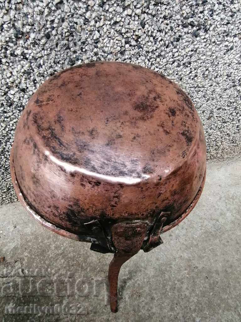 An old copper pan, a baker, a tray, a copper pot - 6