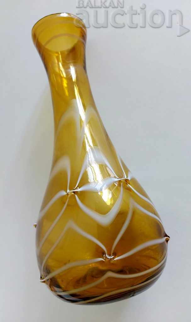 Delivery of OLD ROYAL GLASS VASE TOBACCO GLASS KINGDOM BULGARIA