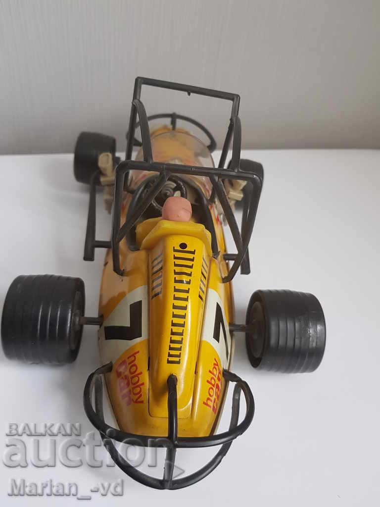 Доставка на Стара ламаринена играчка ГДР Доставка на Стара ламаринена играчка ГДР