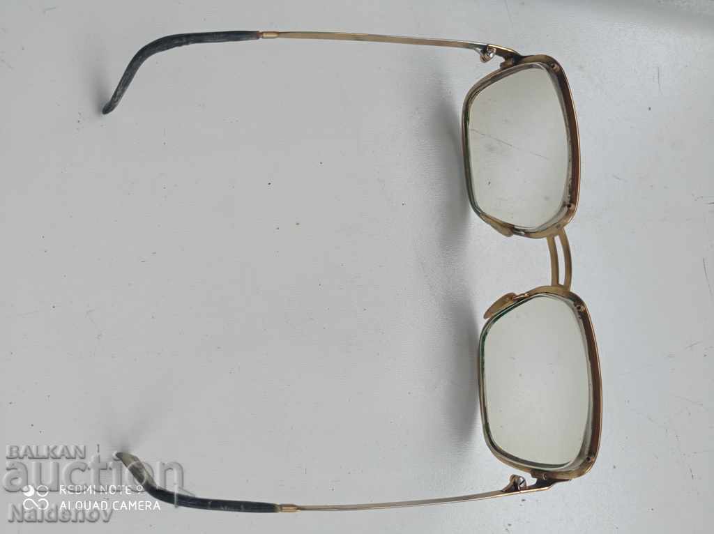 Auction Gold plated Royal glasses Viennaline Frome Austria Auction Gold plated Royal glasses Viennaline Frome Austria