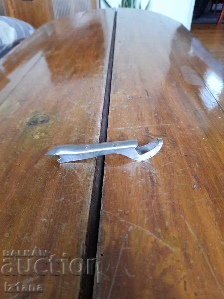 An old opener with price 4.00 BGN | € 2.05 An old opener with price 4.00 BGN | € 2.05