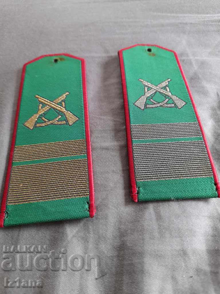 Auction  Old Elders Epaulets
