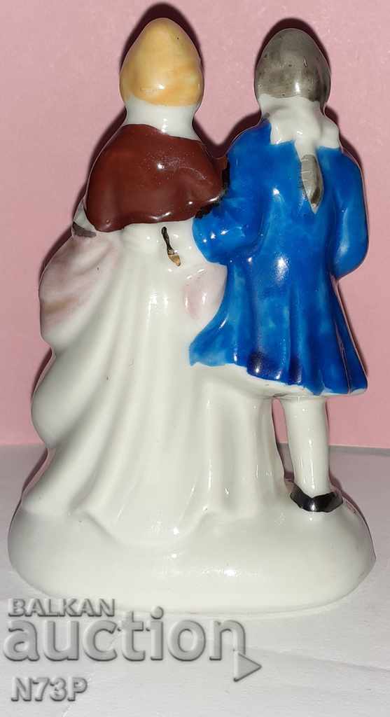 Auction  OLD PORCELAIN FIGURE. HAND-PAINTED.