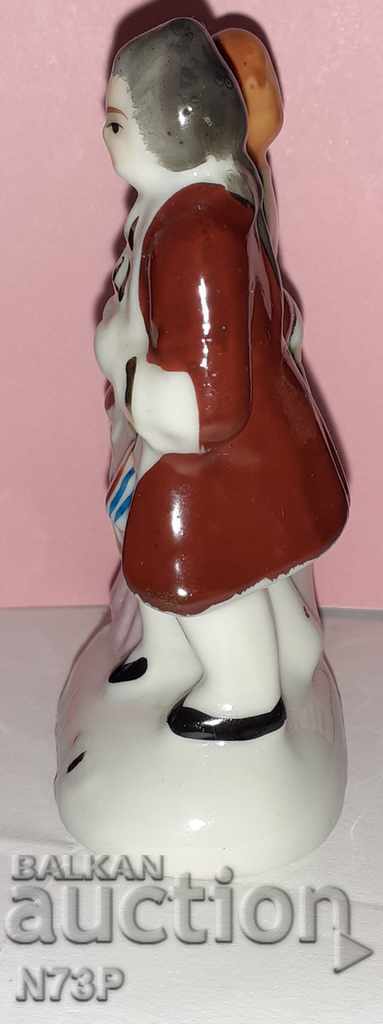 OLD PORCELAIN FIGURE. HAND-PAINTED. with price 10.00 BGN | € 5.11 OLD PORCELAIN FIGURE. HAND-PAINTED. with price 10.00 BGN | € 5.11