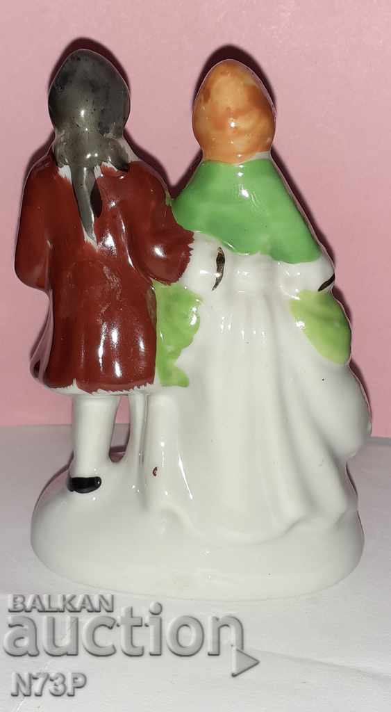 Auction OLD PORCELAIN FIGURE. HAND-PAINTED. Auction OLD PORCELAIN FIGURE. HAND-PAINTED.