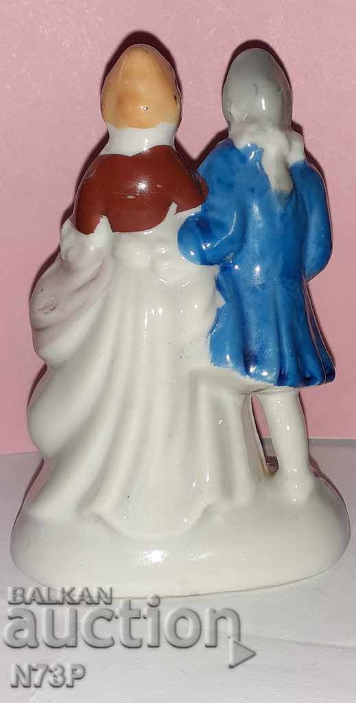 Auction OLD PORCELAIN FIGURE. HAND-PAINTED. Auction OLD PORCELAIN FIGURE. HAND-PAINTED.