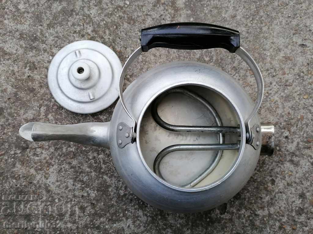 Ηλεκτρικός βραστήρας χωρίς καλώδιο από το 1956 - 5 Ηλεκτρικός βραστήρας χωρίς καλώδιο από το 1956 - 5