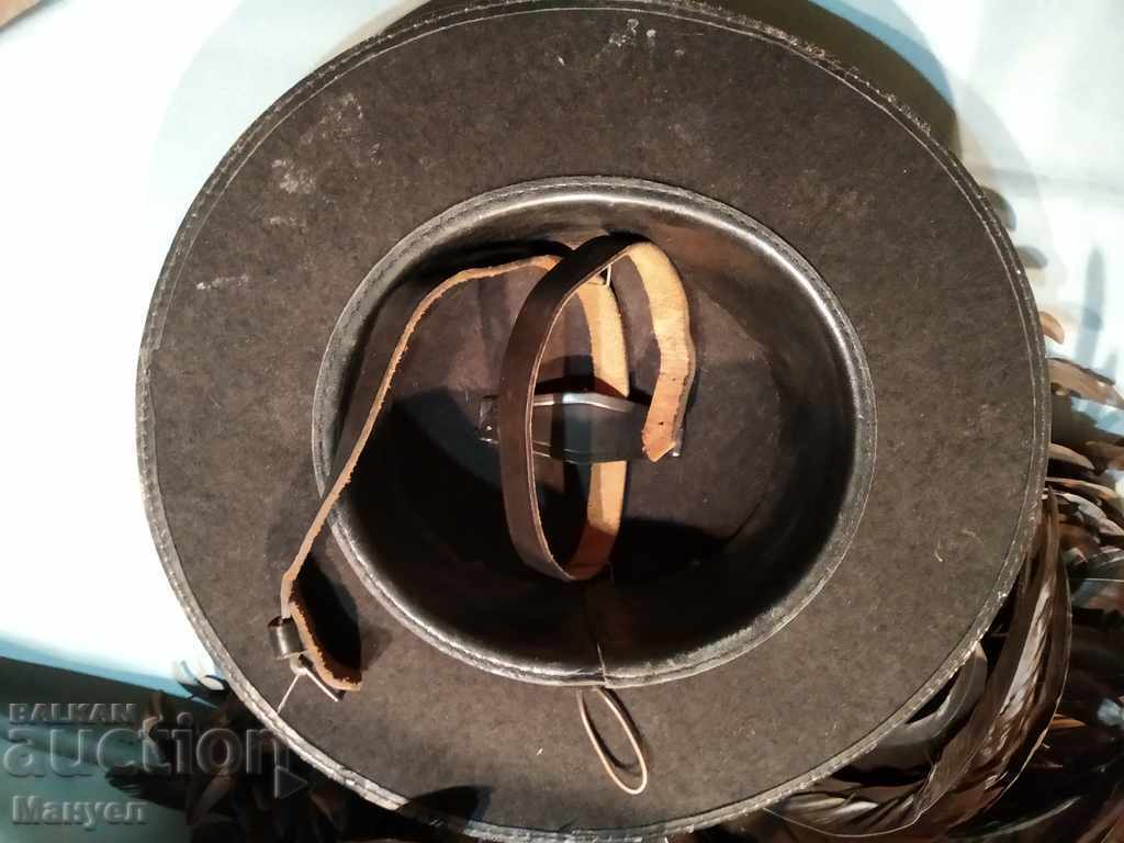 Military Italian hat of the 27th Battaglione Bersaglieri. - 6 Military Italian hat of the 27th Battaglione Bersaglieri. - 6