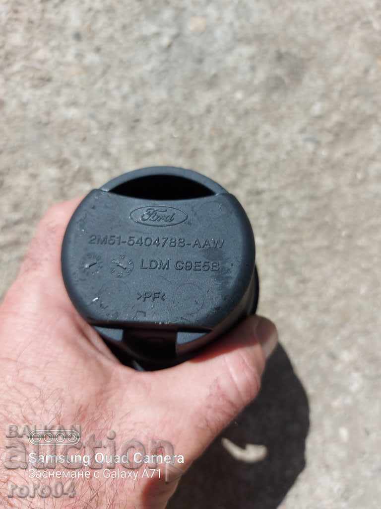 Auction FORD - ASHTRAY Auction FORD - ASHTRAY