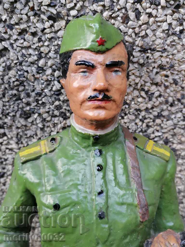 Delivery of Sculpture Sergeant with Spagen socialist realism People's Republic of Bulgaria BNA Delivery of Sculpture Sergeant with Spagen socialist realism People's Republic of Bulgaria BNA