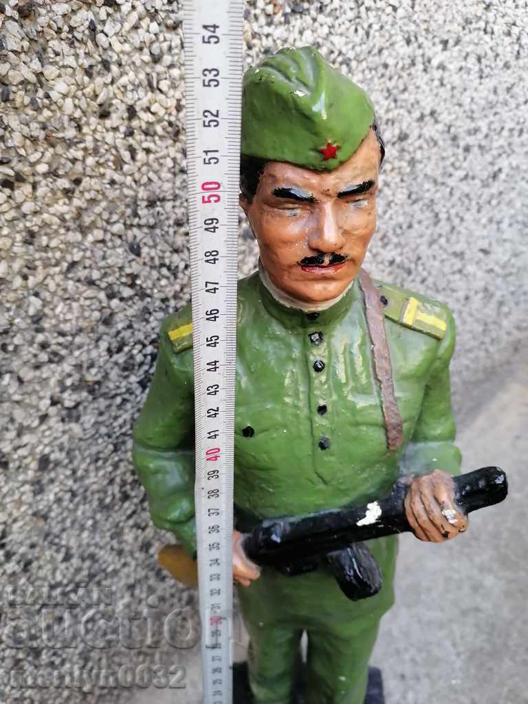 Sculpture Sergeant with Spagen socialist realism People's Republic of Bulgaria BNA - 5 Sculpture Sergeant with Spagen socialist realism People's Republic of Bulgaria BNA - 5