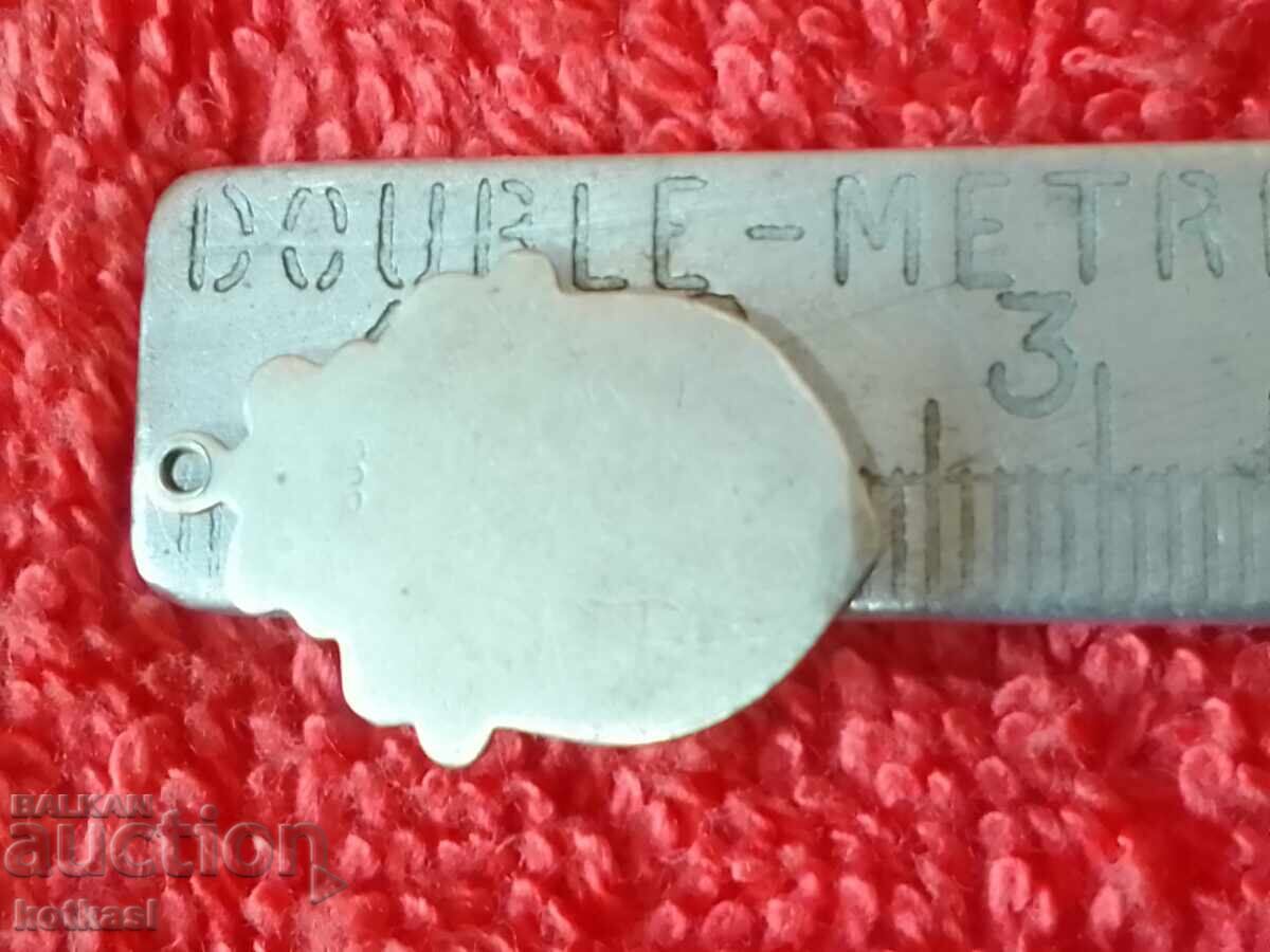 Veche insignă de argint care marchează stema orașului Germaniei cu preț 10.50 BGN | € 5.37 Veche insignă de argint care marchează stema orașului Germaniei cu preț 10.50 BGN | € 5.37