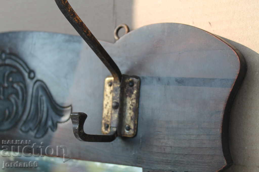 Auction Mirror with frame Auction Mirror with frame